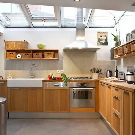 Apartment Ribot Paris