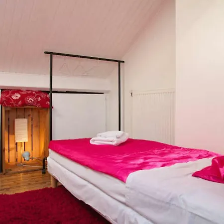 Ribot Apartment *